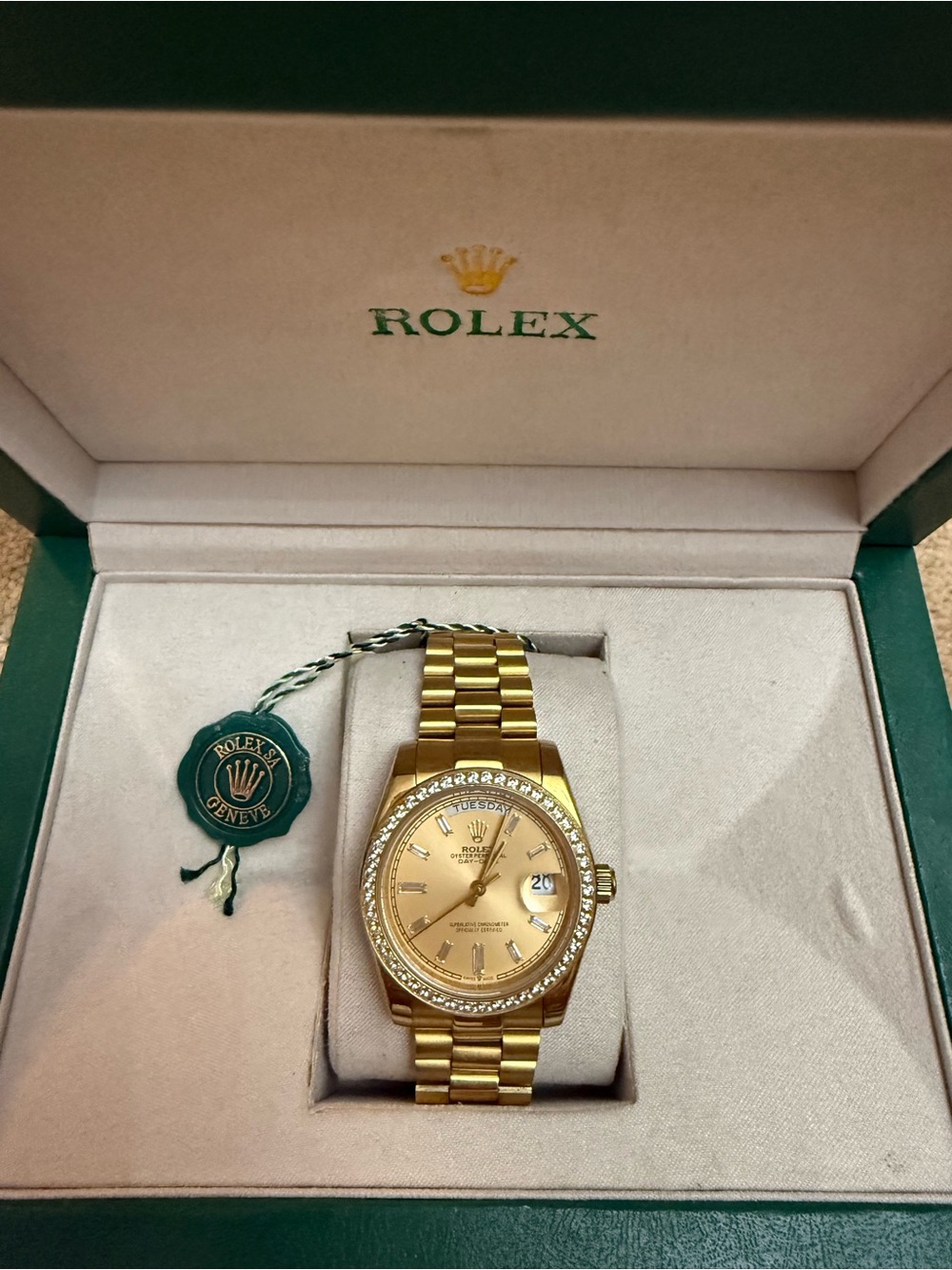 Fashion Gold Day-Date Presidential Watch with Diamond Bezel